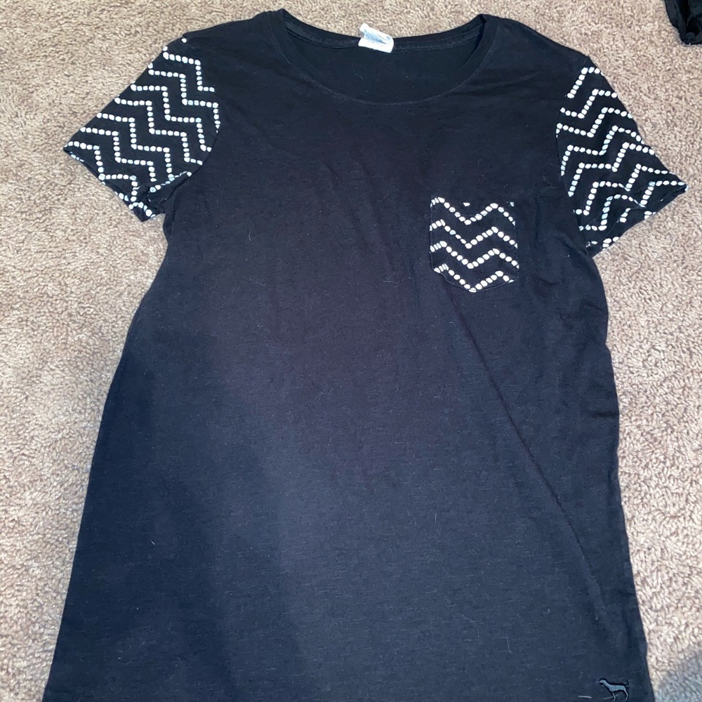VS pink top